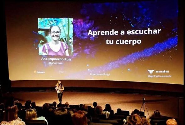Ponencia Ana Izquierdo Ruiz